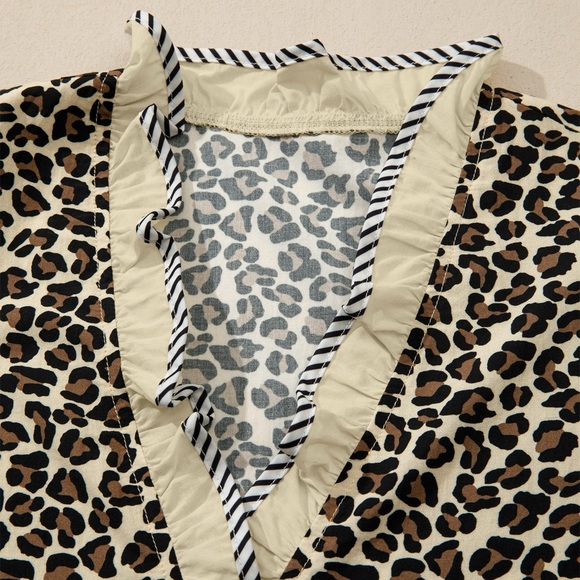 D0104: Leopard Print Mini Dress - Picture 4 of 6